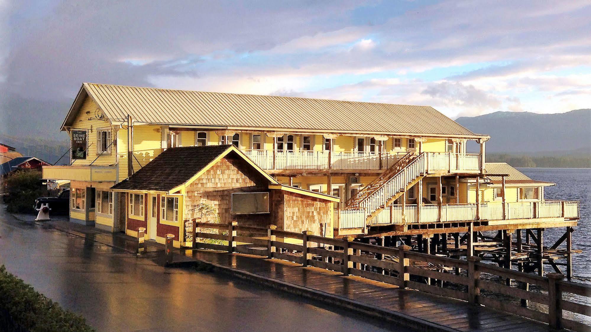 Seine Boat Inn Alert Bay 외부 사진